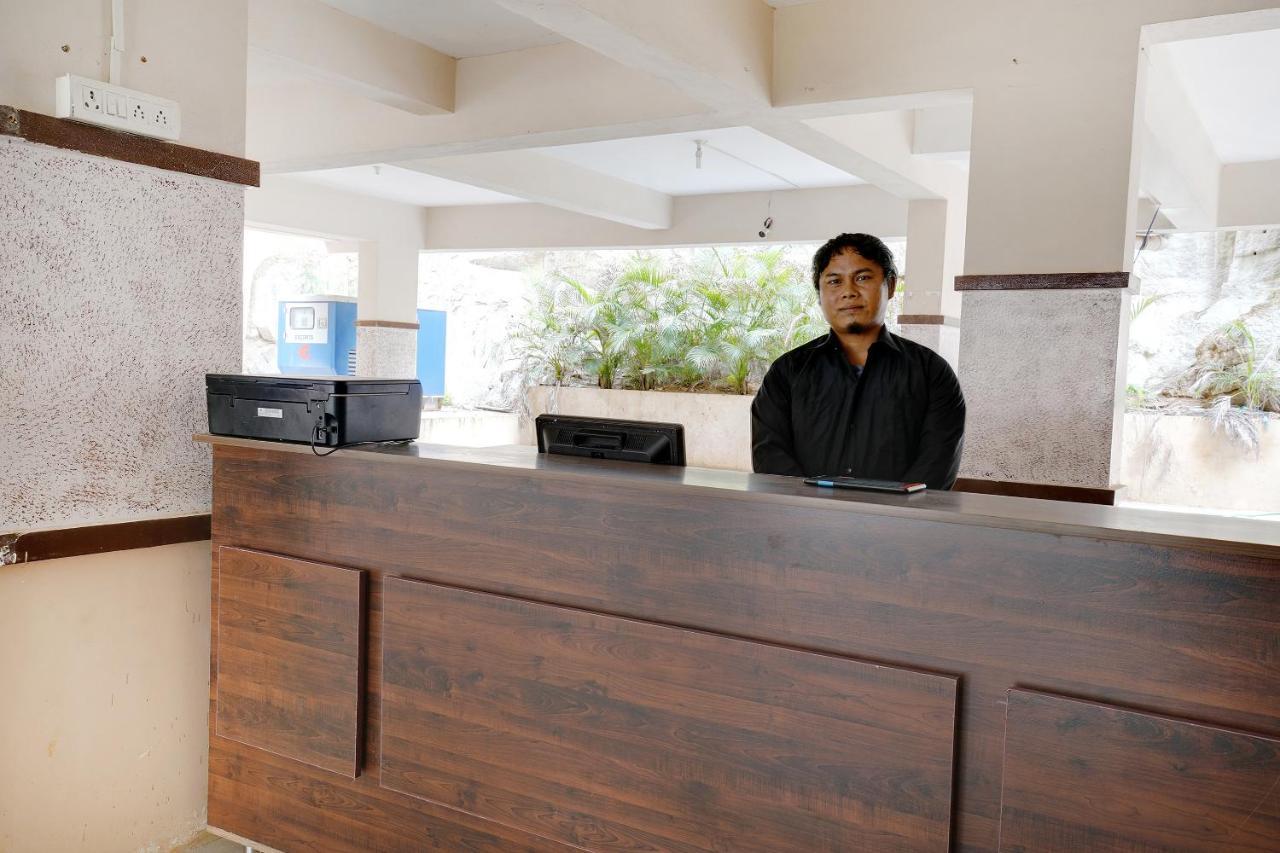 Hotel Oyo 41102 Hyderabad Elite Haidar Sahibguda Esterno foto